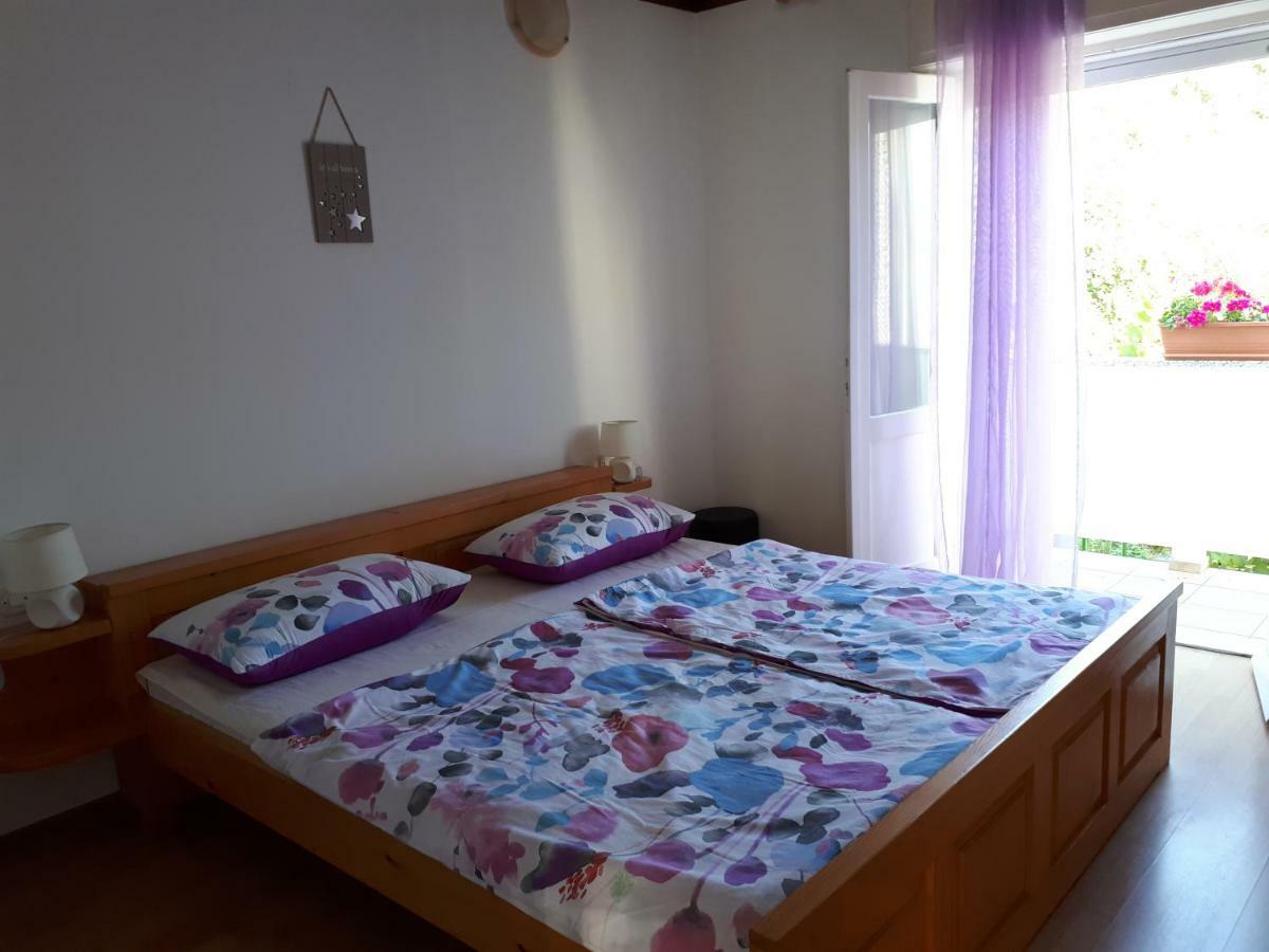 Apartman Sanja Kampor Εξωτερικό φωτογραφία